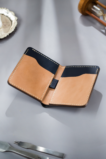 PLAIN MINIMALIST WALLET - Image 8
