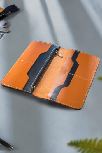 Leather Wallet with Wax Thread stitching by Hand for Premium look