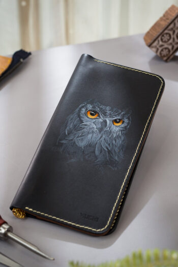 Hunter OWL ART on MUSHI Long wallet by MUSHI